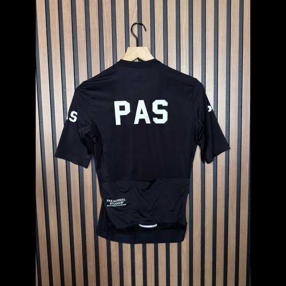 Pas Normal Studios Cycling Jersey Medium Men's Black Mechanism Pro Rain Logo - Picture 3 of 12